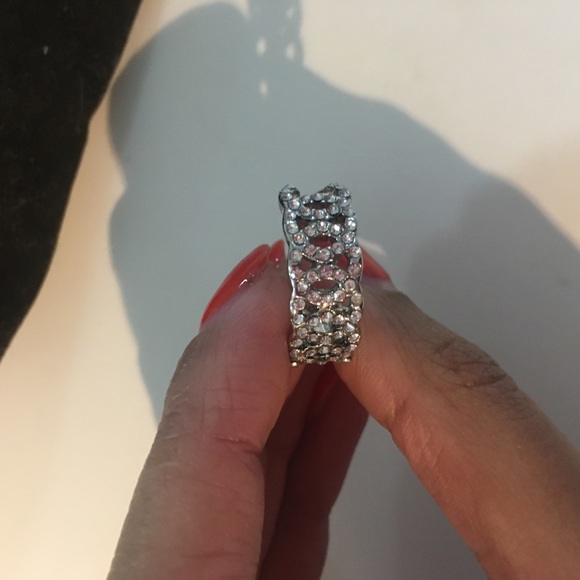 Silver ring - Picture 2 of 2